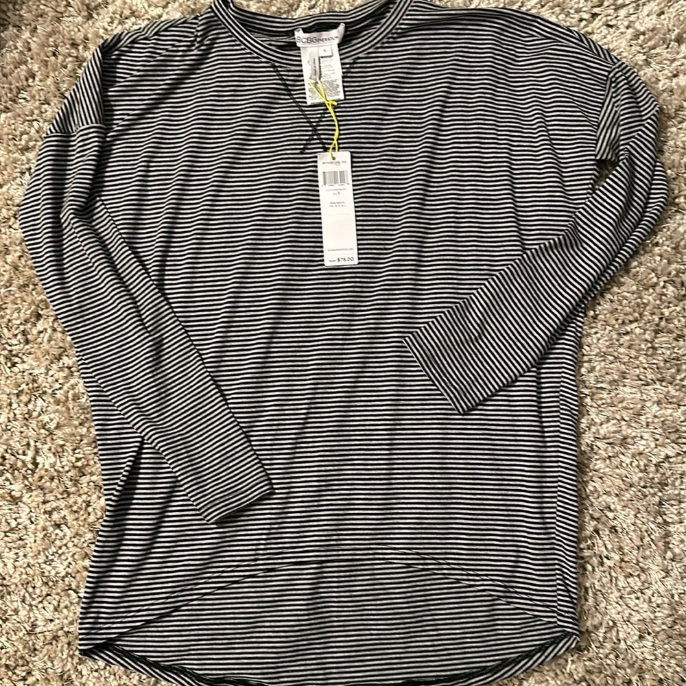 NWT BCBGeneration top Size S